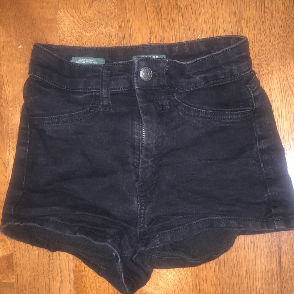 Wild Fable black jean shorts. size 00